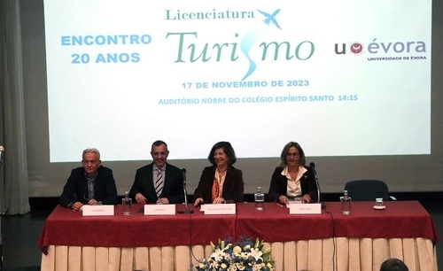 Licenciatura em Turismo assinala 20 anos
