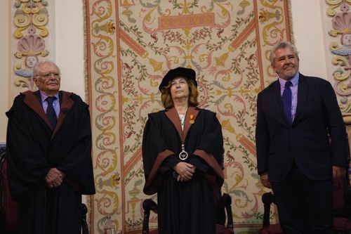 Ilustração Universidade de Évora distingue José Roquette com Doutoramento Honoris Causa